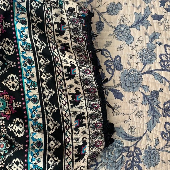 Cardigan - Picture 3 of 4